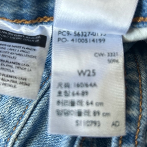 Levi’s 501 Distressed Button Fly Cutoff Shorts size 25W - Picture 4 of 9